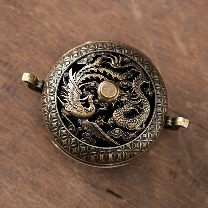 Antique Incense Burner Hollow Incense Holder With Cover Chinese Ancient Mini Ornament Home Office Decoration