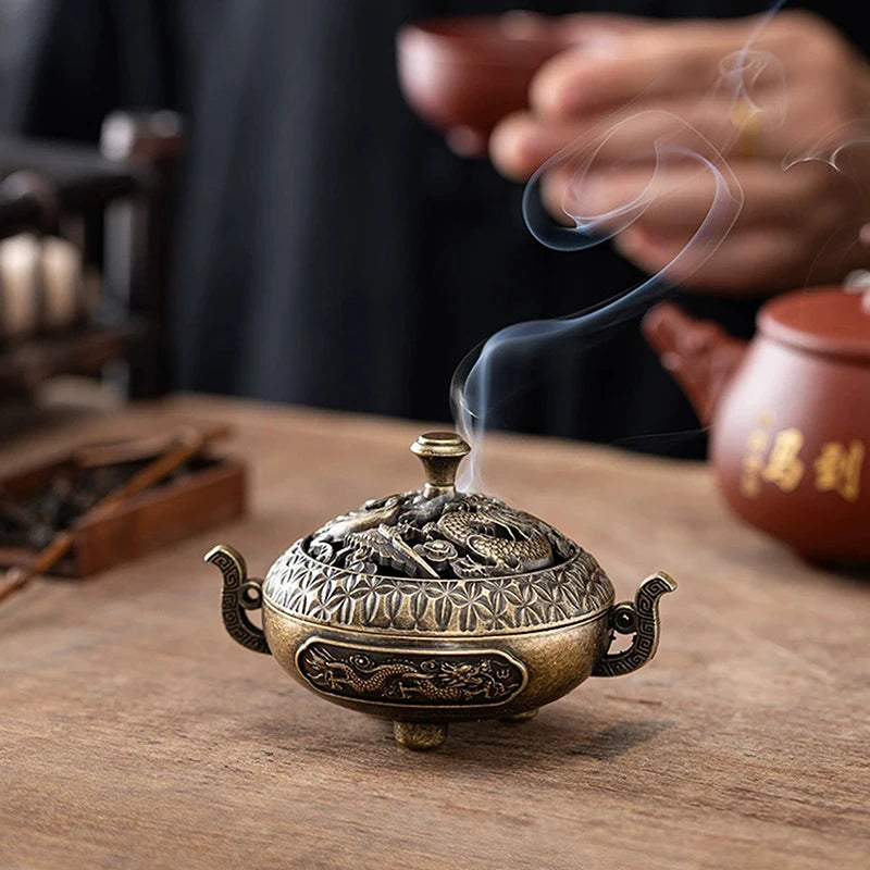 Antique Incense Burner Hollow Incense Holder With Cover Chinese Ancient Mini Ornament Home Office Decoration