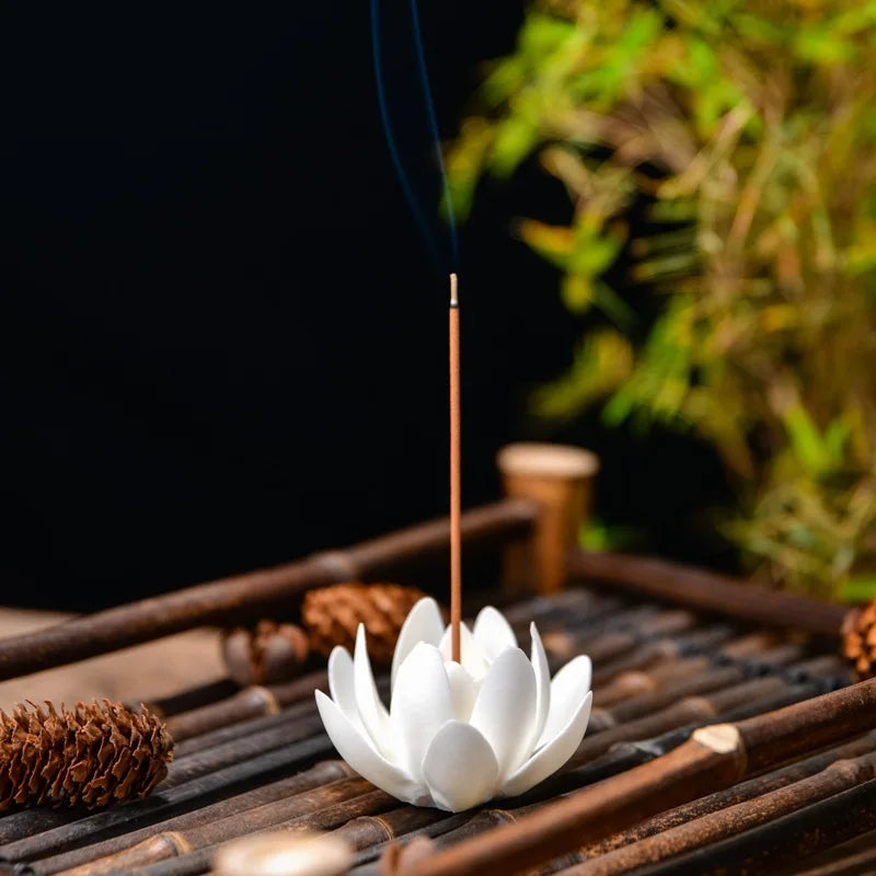 YXY Handmade Flower Incense Holder Ceramic Living Room Stick Incense Burner Buddha Supplier Home Decor Ornaments Base Zen